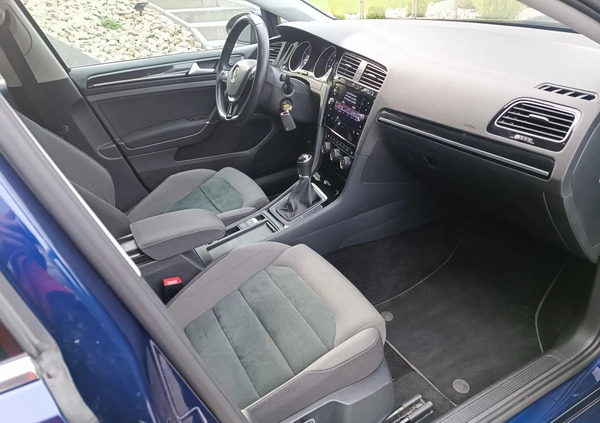Volkswagen Golf cena 62700 przebieg: 136900, rok produkcji 2019 z Kraków małe 379